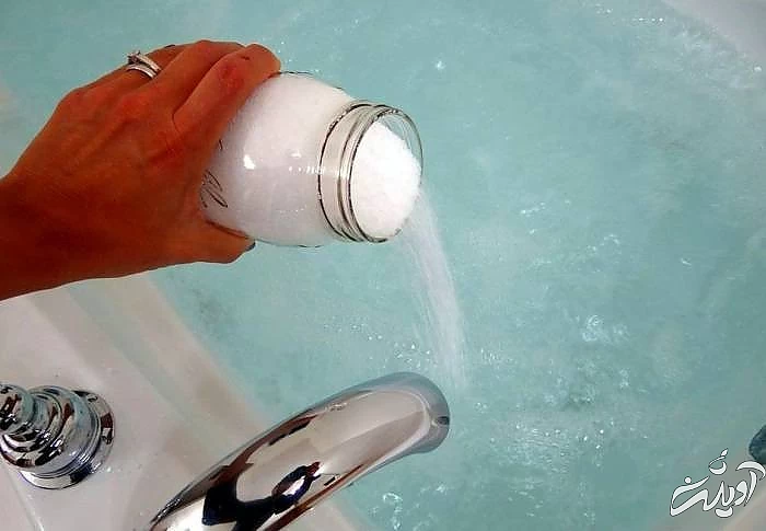 فواید خوابیدن در آب و نمک استفاده از نمک